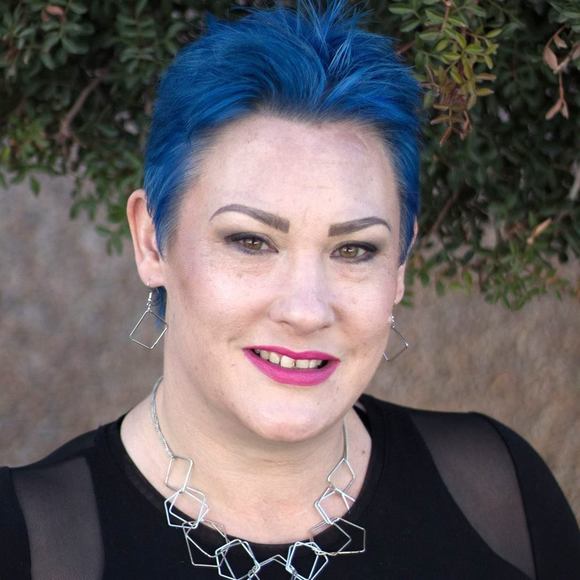 Meet your Posher, Sarah - Picture 1 of 1